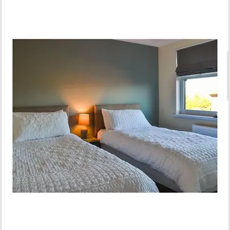 Prestella Semi By The Sea *