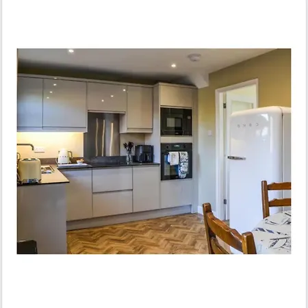 펜션 Prestella Semi By The Sea